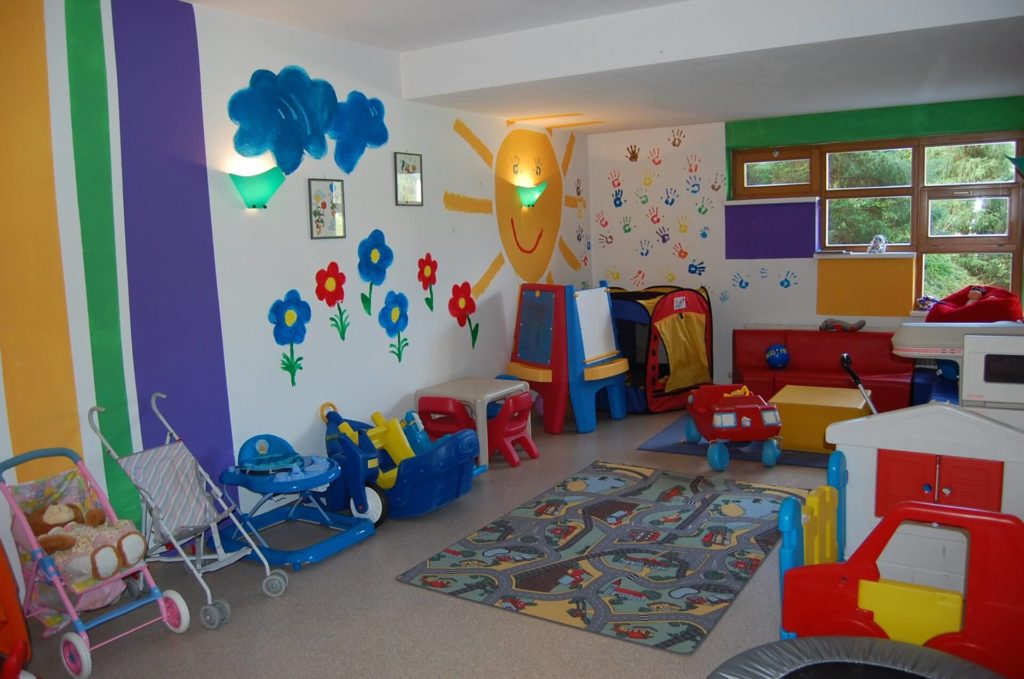 Kinderraum im Innenbereich - Familienhotel Schönblick