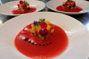 Fruit plate vegetarian - half board restaurant Wörthersee