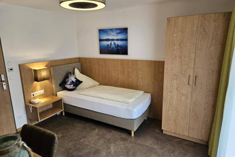 Einzelzimmer Singeltreff / Einzelzimmer Erholungslust